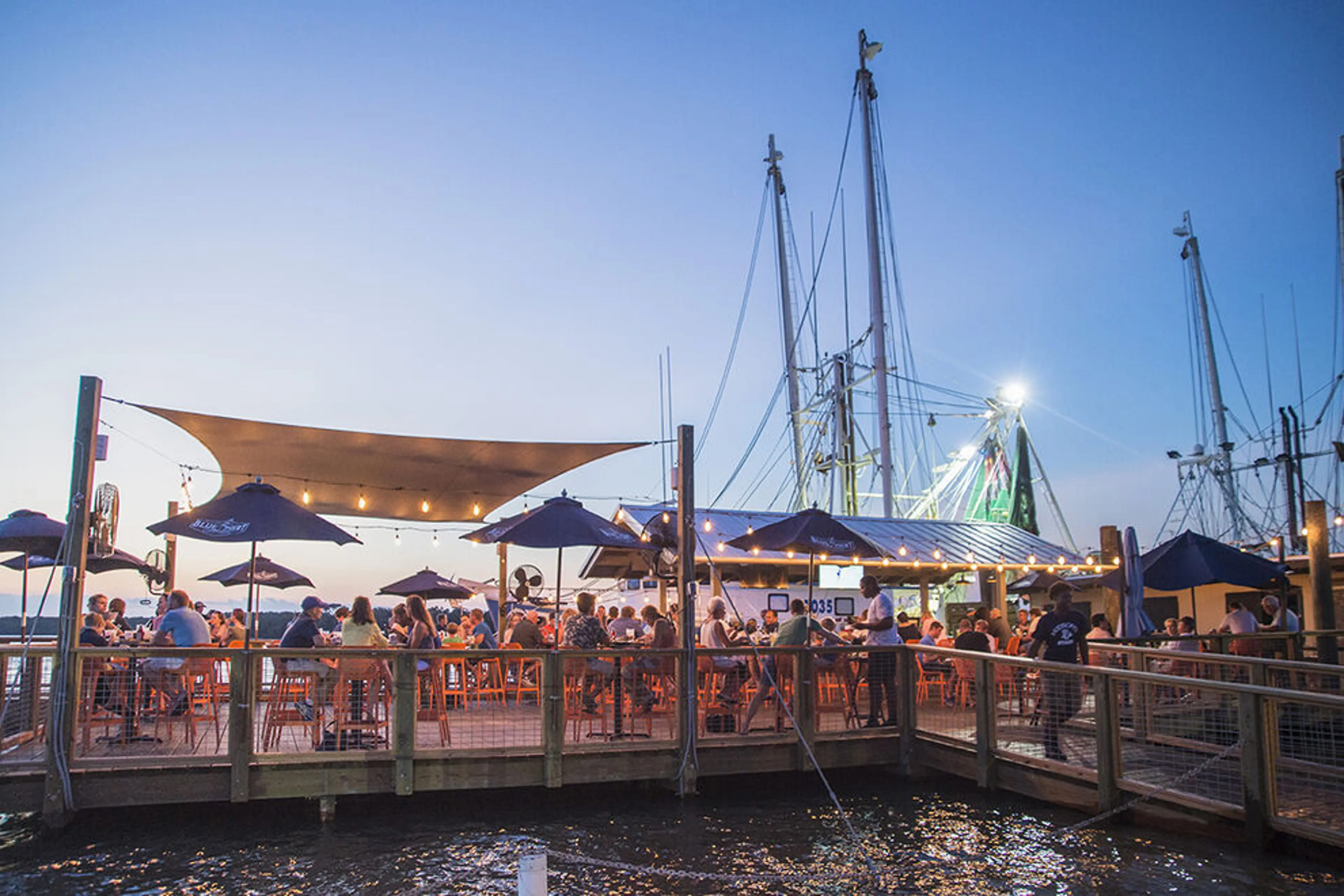 Things To Do Hudson's Seafood House on the Docks