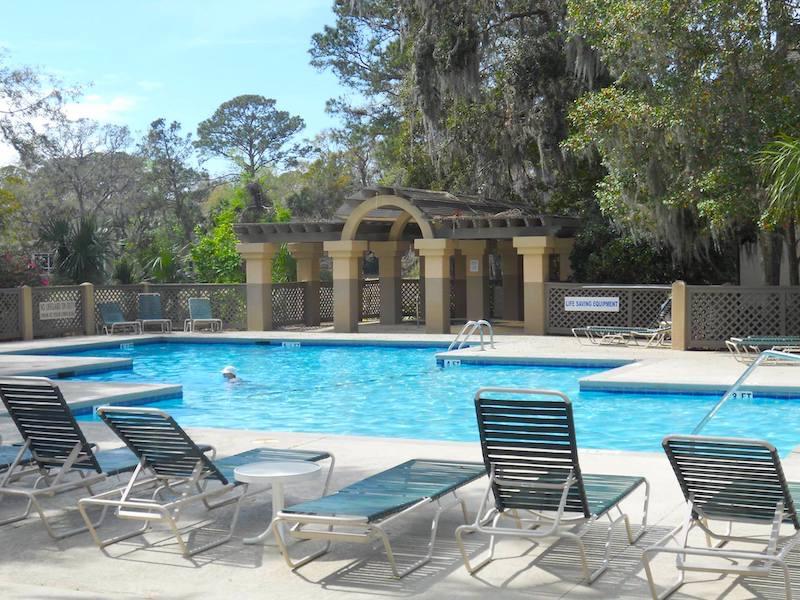 Colonnade Club Vacation Rentals